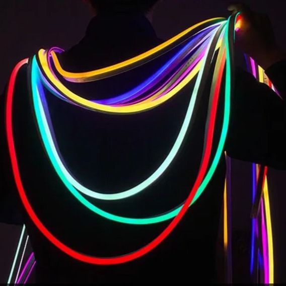 Van de roze Blauwe LEIDENE Licht 12V 24C RGB Zacht Silicone 16x16mm Neonstrook Kleur het Veranderen