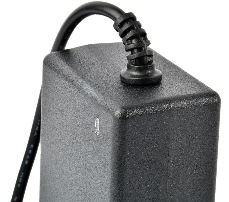 5A van de LEIDENE van het de LEIDENE Modulevoeding 12V de Zwarte Voeding Voedingbureau van gelijkstroom voor LEIDENE Strooklichten